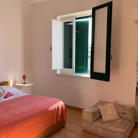 La Porta Delle Eolie Apartment Capo d'Orlando Luaran gambar